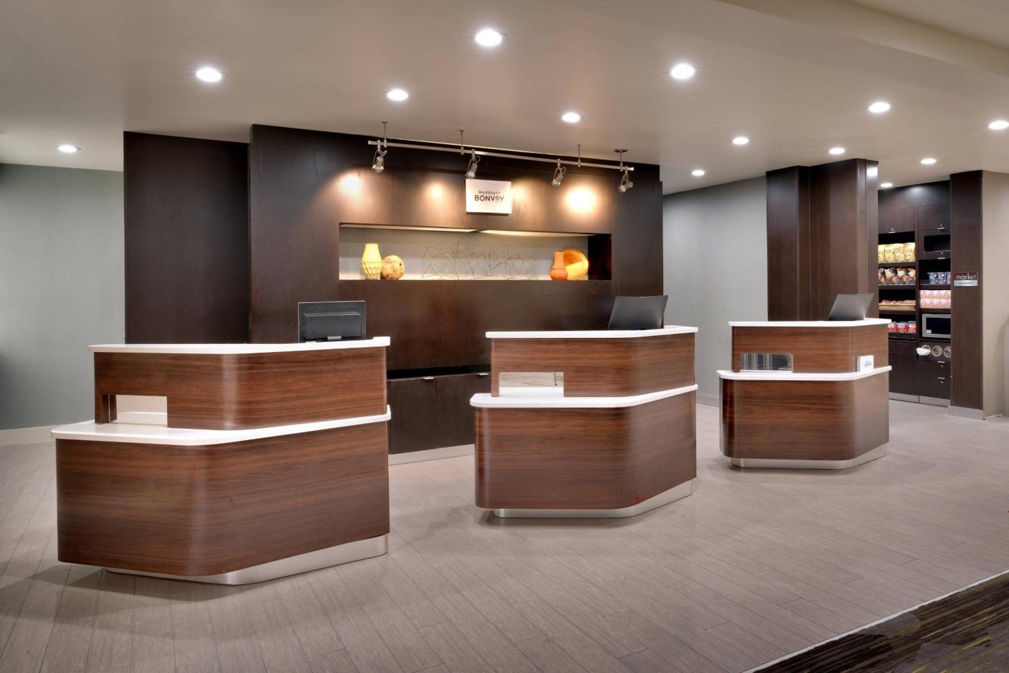 Courtyard By Marriott Charlotte Airport Loso Экстерьер фото